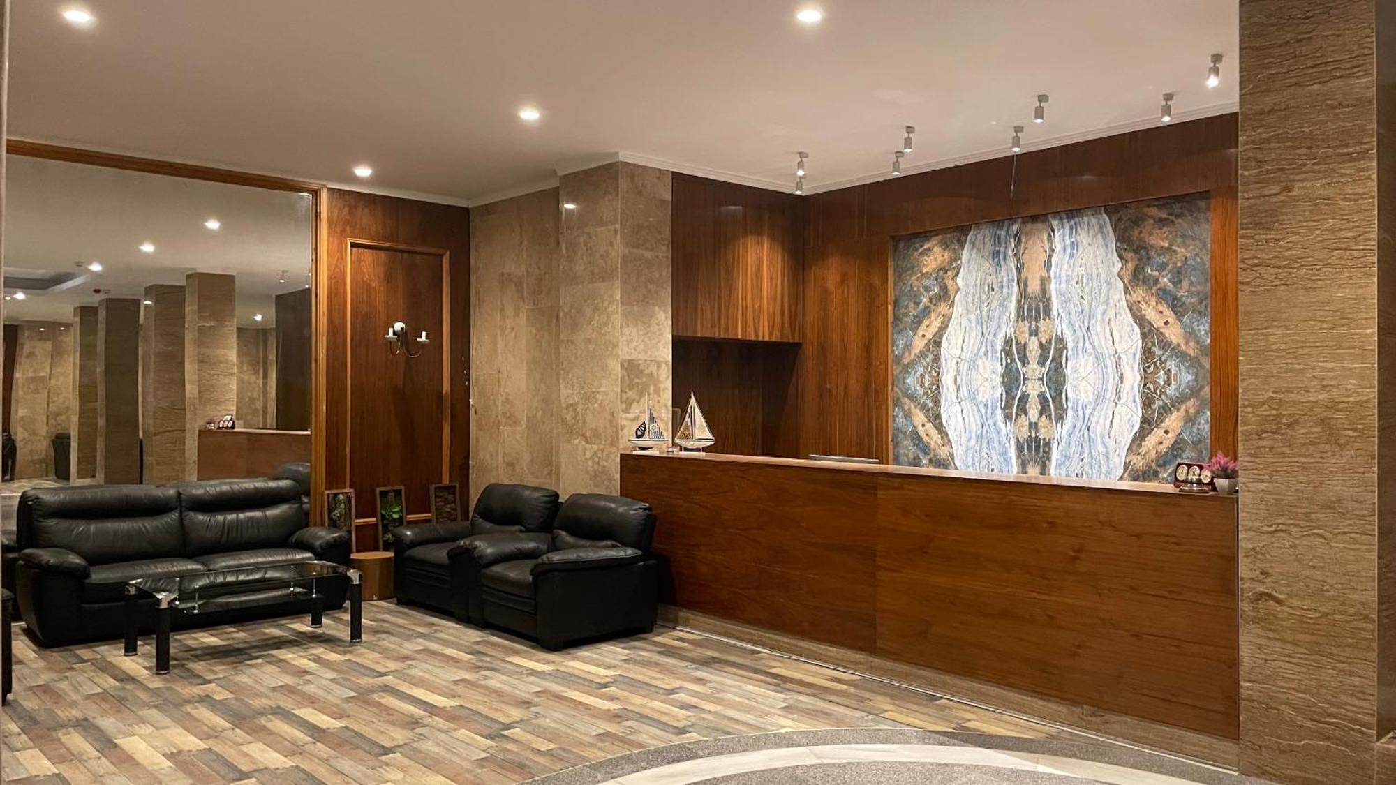 Argo Hotel ウレキ エクステリア 写真